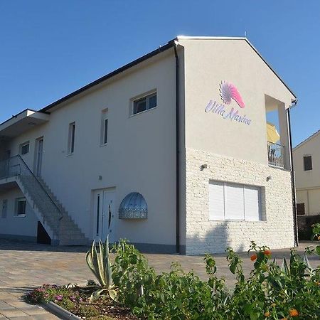 Apartments Villa Marina Vodice Eksteriør bilde