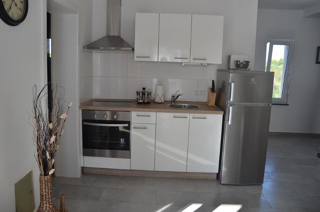 Apartments Villa Marina Vodice Rom bilde