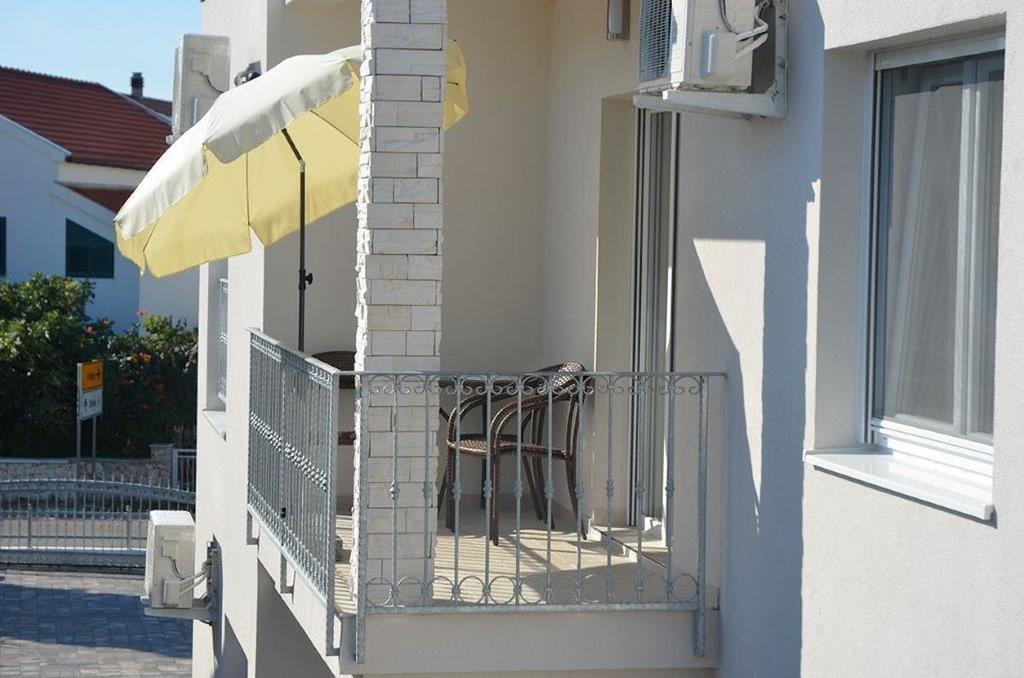 Apartments Villa Marina Vodice Rom bilde
