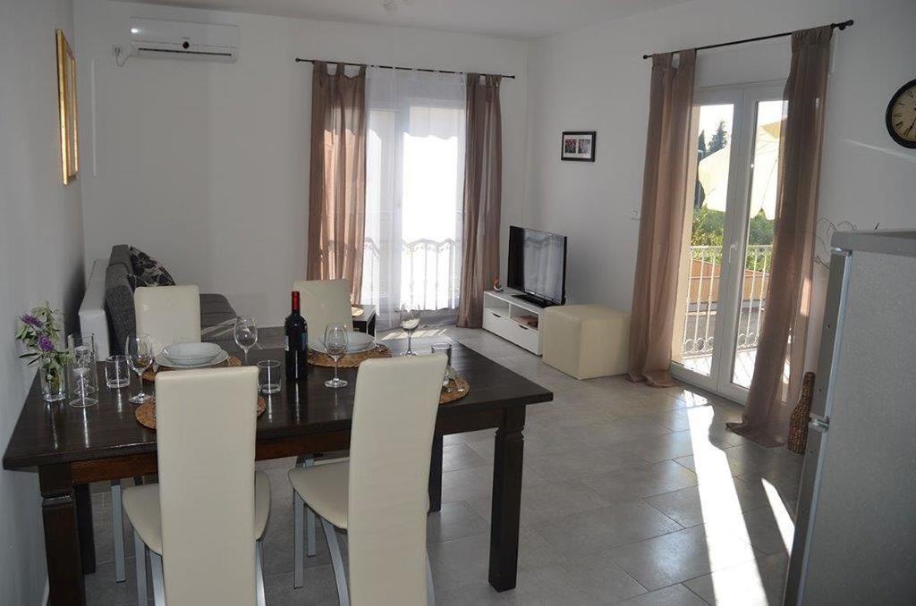 Apartments Villa Marina Vodice Rom bilde